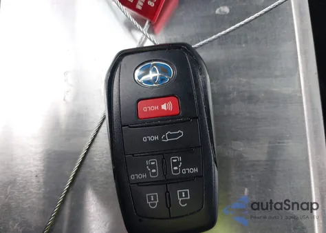 2025 Toyota Sienna Xse from USA, damaged, VIN 5TDDRKEC4SS237449